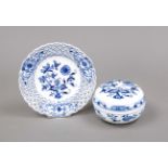 Lidded box and pierced plate, onion pattern decoration in underglaze blue, round lidded box,