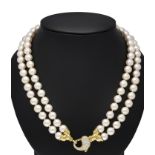 Akoya pearl-brilliant necklace GG 750/000 with 107 brilliant-cut diamonds, total 1.30 ct fine