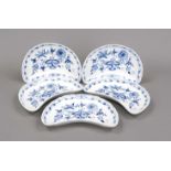 Five bone bowls, Meissen, after 1950, 2nd choice, decor onion pattern in underglaze blue, l. 21 cm