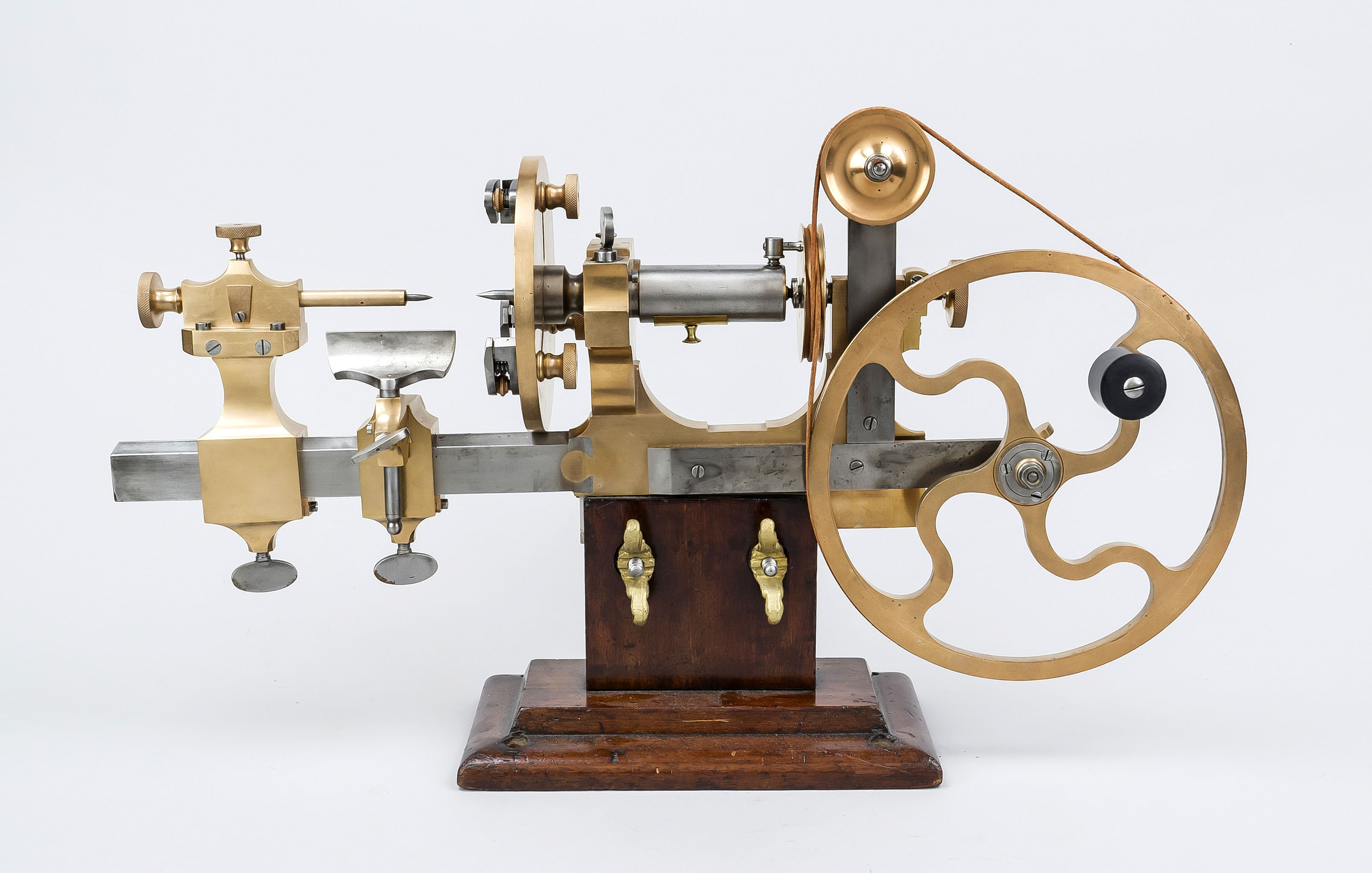 Watchmaker's lathe, clamp lathe around 1900, brass/steel, beautifully refurbished and decorated on a