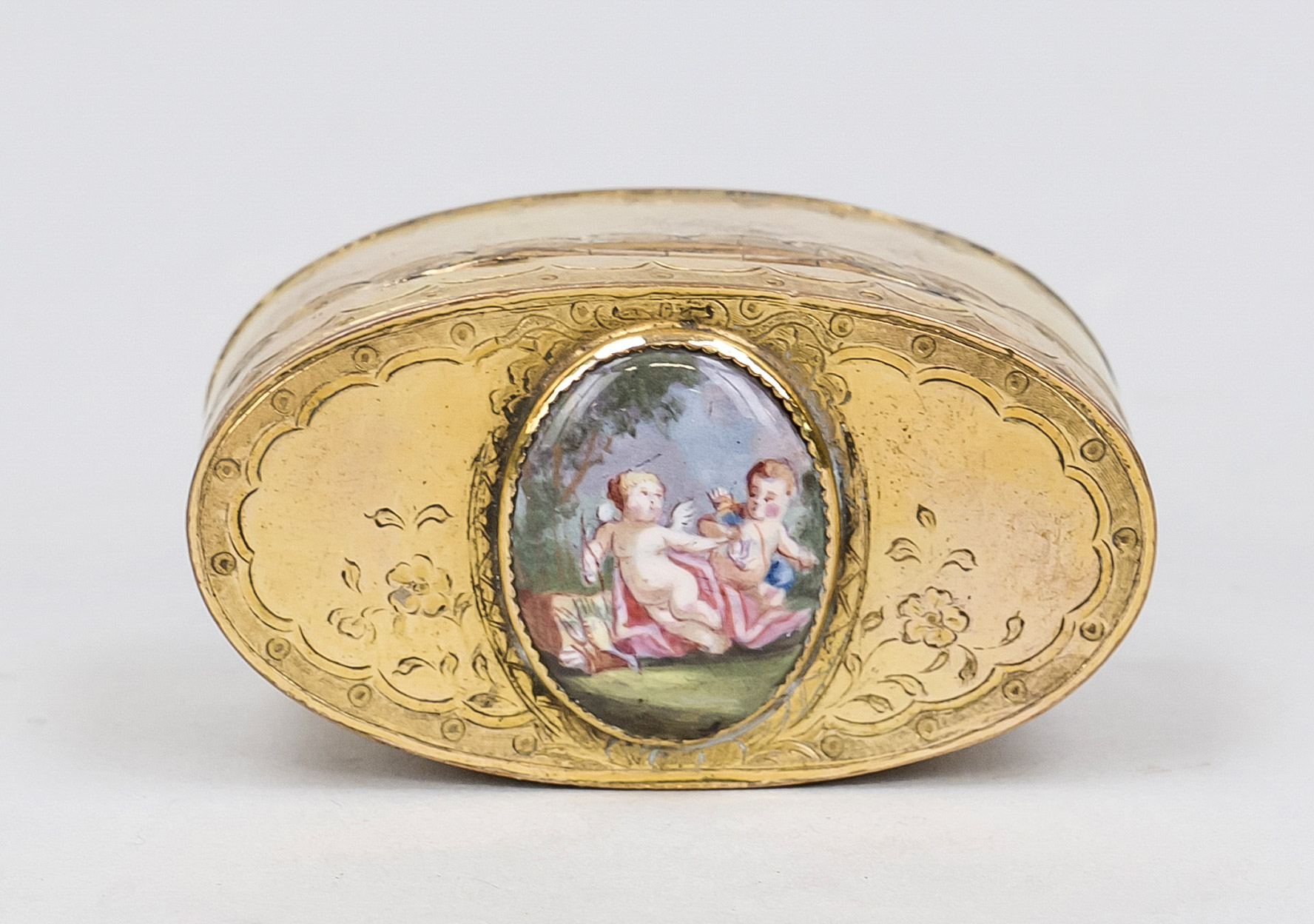 Small lidded box, 19th century, brass with residual gilding. Oval body with hinged lid, the lid - Image 2 of 2