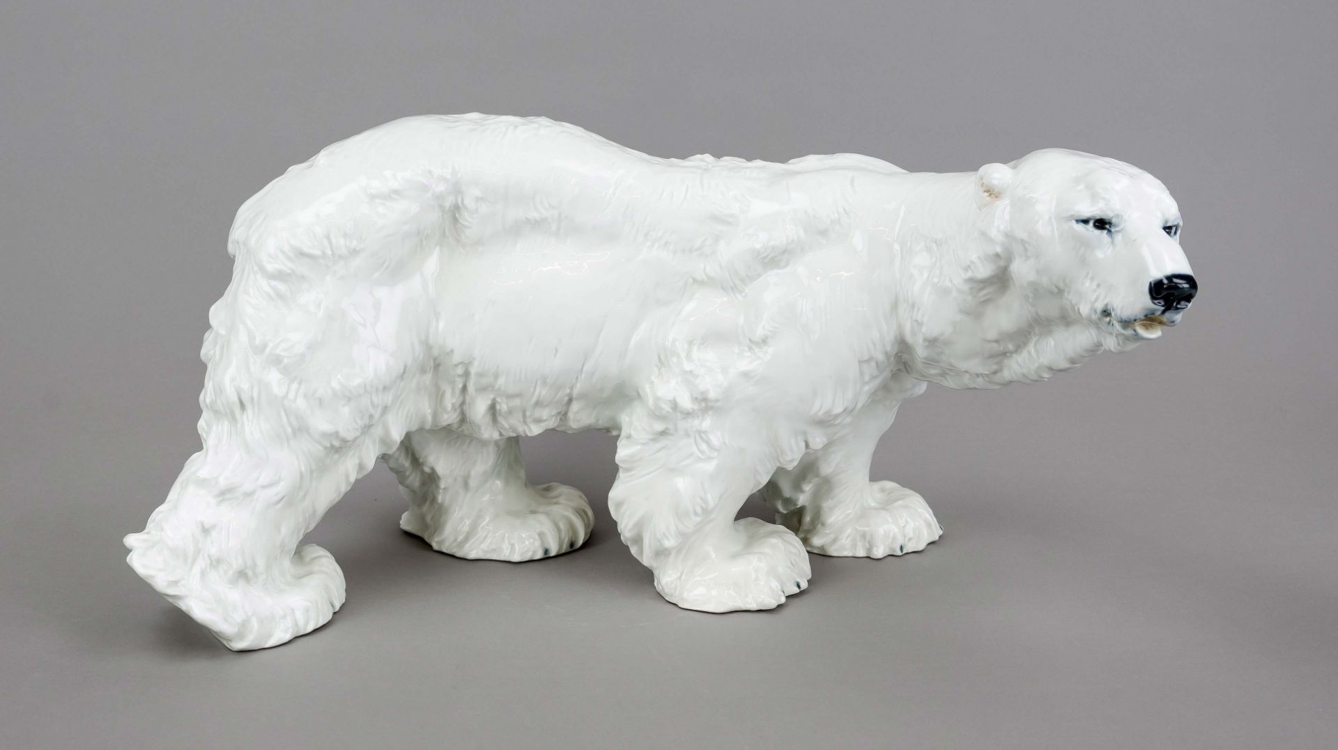 Large polar bear, Meissen, mark after 1934, 1st choice, designed by Otto Jahrl, (Uppsala 1856 - 1915