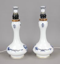 Pair of table lamps, Meissen, after 1950, 1st choice, model no. 50322, calabash-shaped body on round