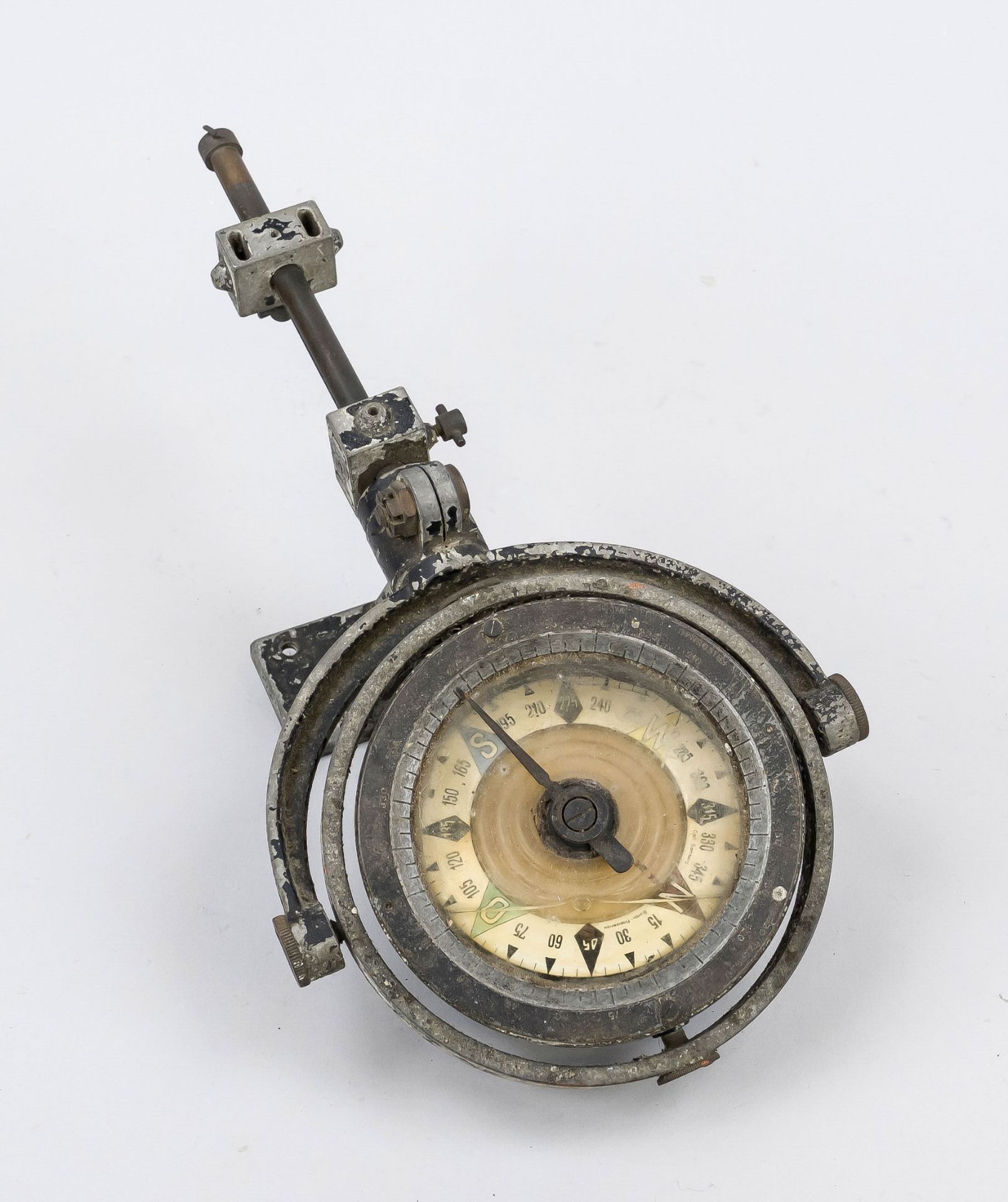 Compass for airplane or zeppelin, around 1920, white metal. Fuselage compass, with cardanic