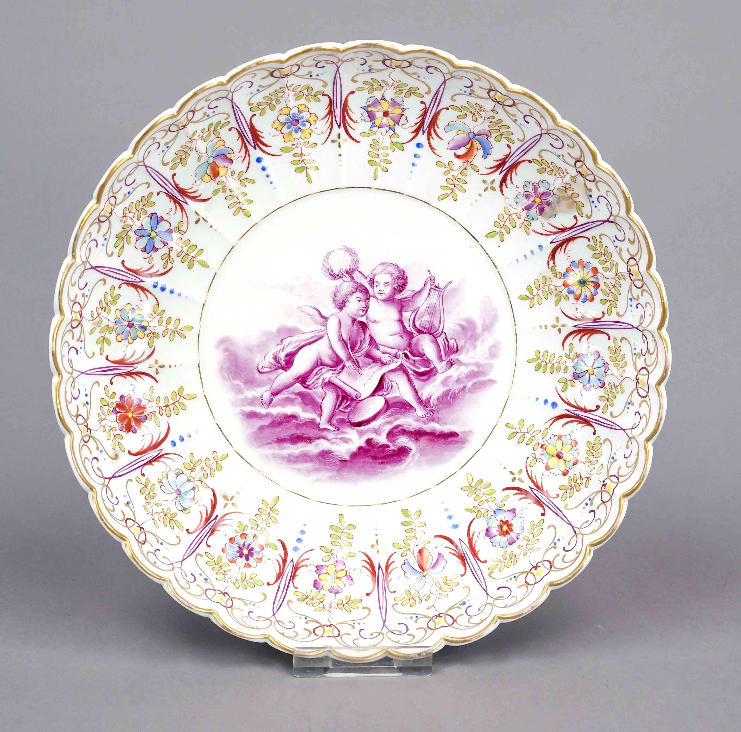 Round fan-shaped bowl, Meissen, Knauf Schwerter, mark 1850-1924, 2nd choice, purple putti playing in