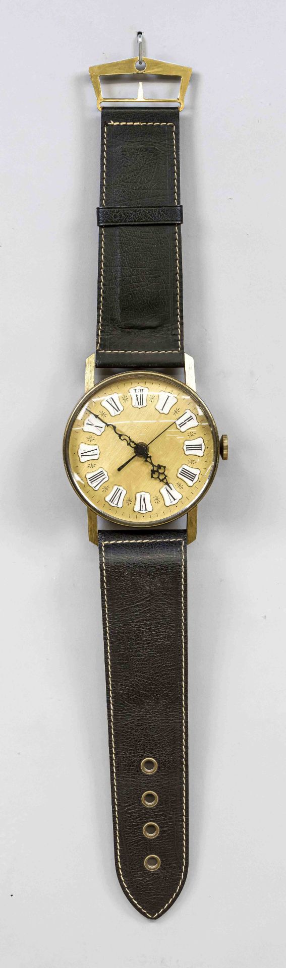 Wall clock 1970 leather strap, with quartz movement, gold-colored dial with black Roman numerals