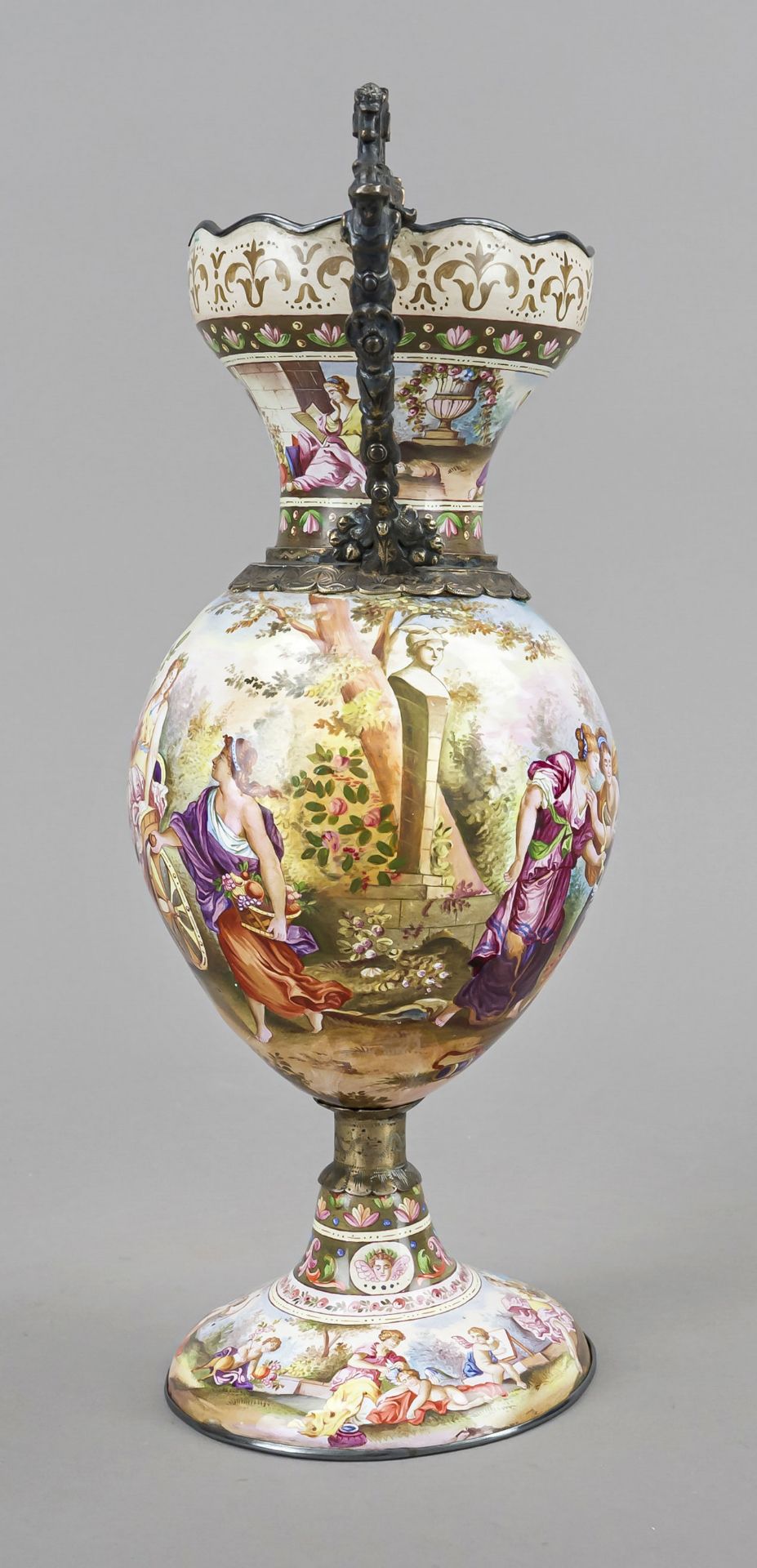 Magnificent vase, 19th century, silver (?), round base, short shaft, ovoid body, straight neck, wavy - Image 2 of 4