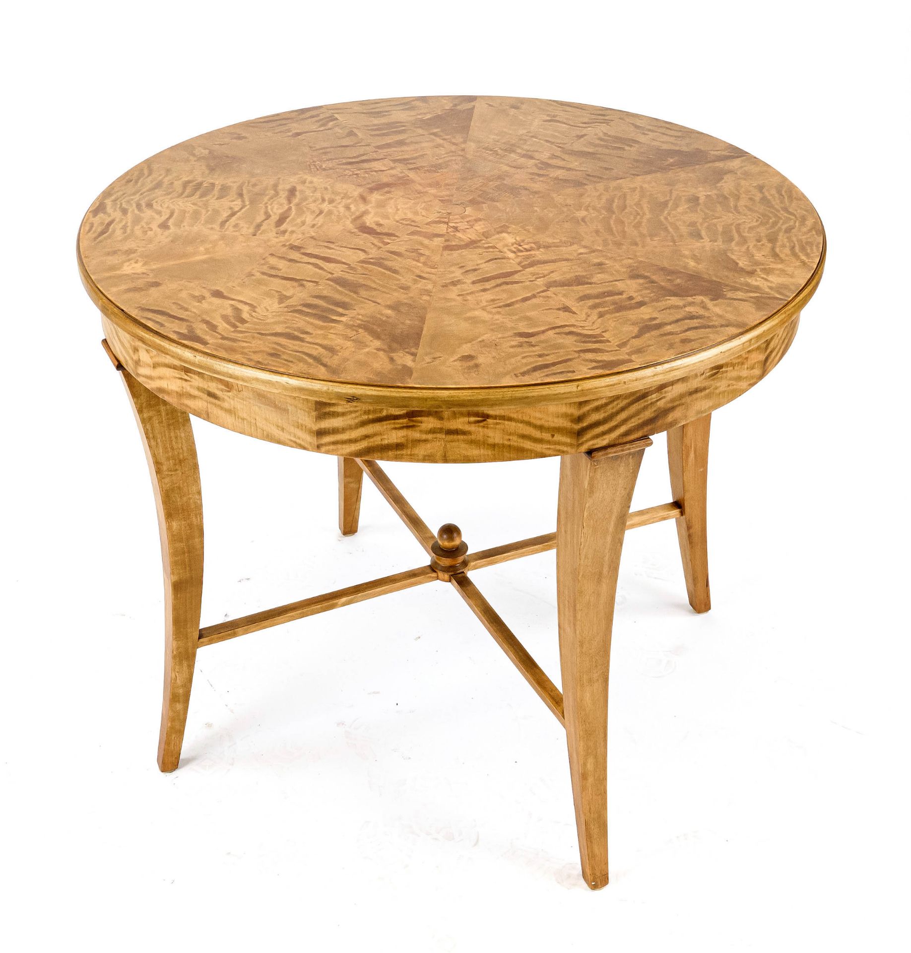 Round table in Biedermeier style around 1900, flamed birch, h. 72 cm, d. 90 cm