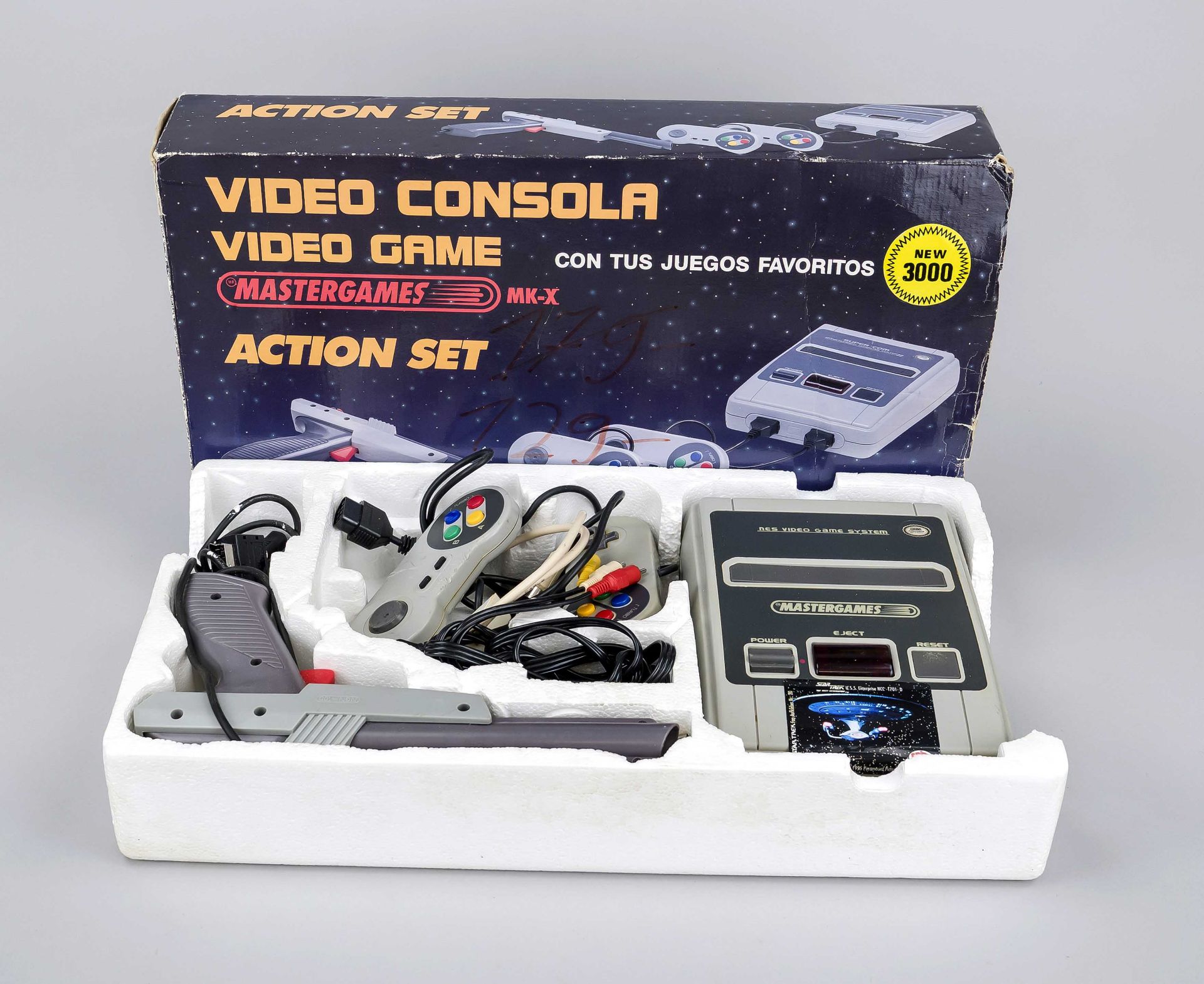 Retro game console, 90s? In original cardboard box labeled ''Video Game Mastergames Actio Set'',