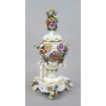 Potpourri lidded vase on pedestal, Meissen, Knauff Schwerter 1850-1924, 1st choice, designed by