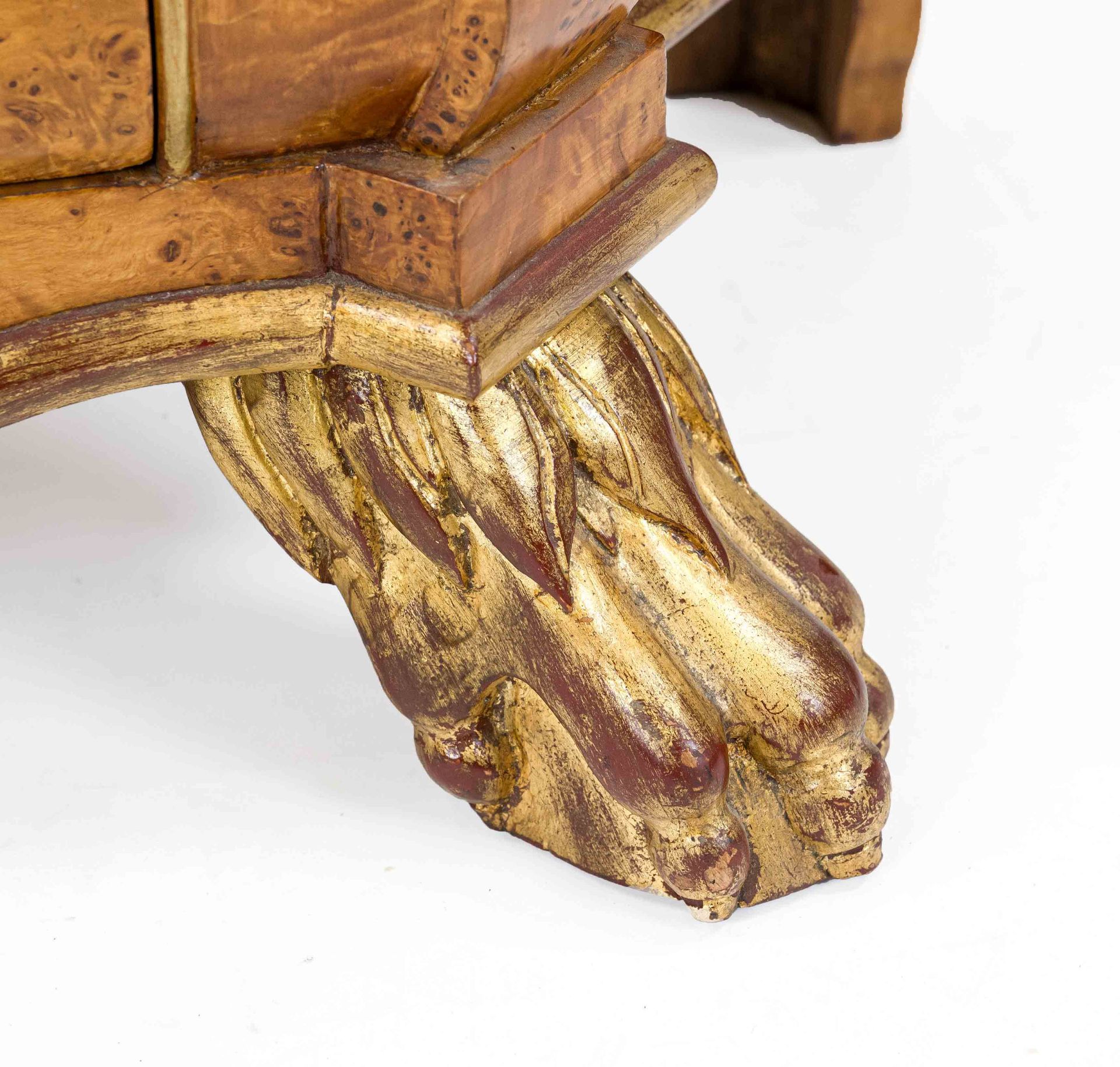 A magnificent display cabinet in Dutch Baroque style, 20th century, bird's-eye maple root veneer, - Image 3 of 4