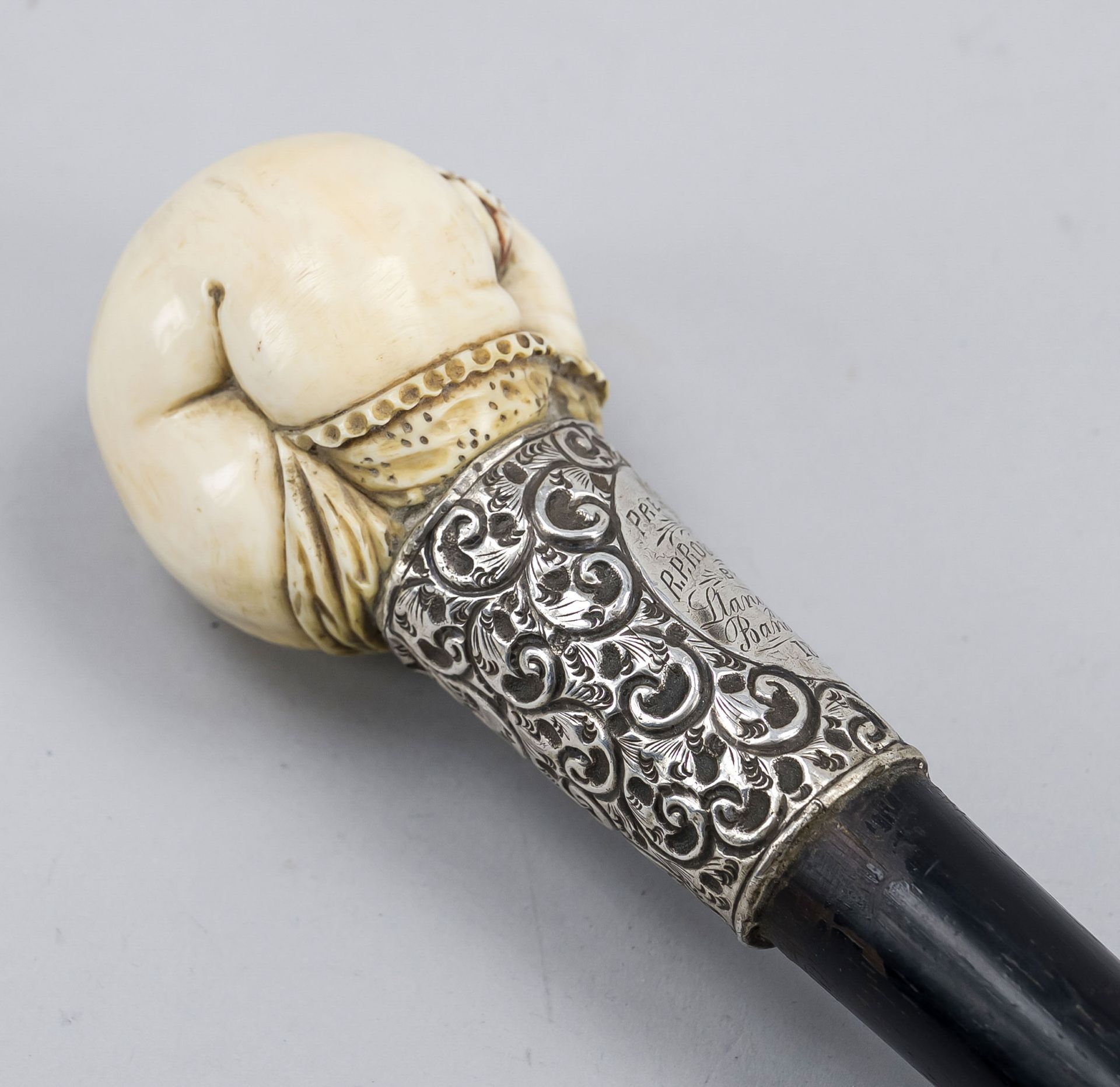 Walking stick with erotic Shibayama pommel, Japan around 1900 (Meiji). Ivory pommel in the shape - Image 2 of 4