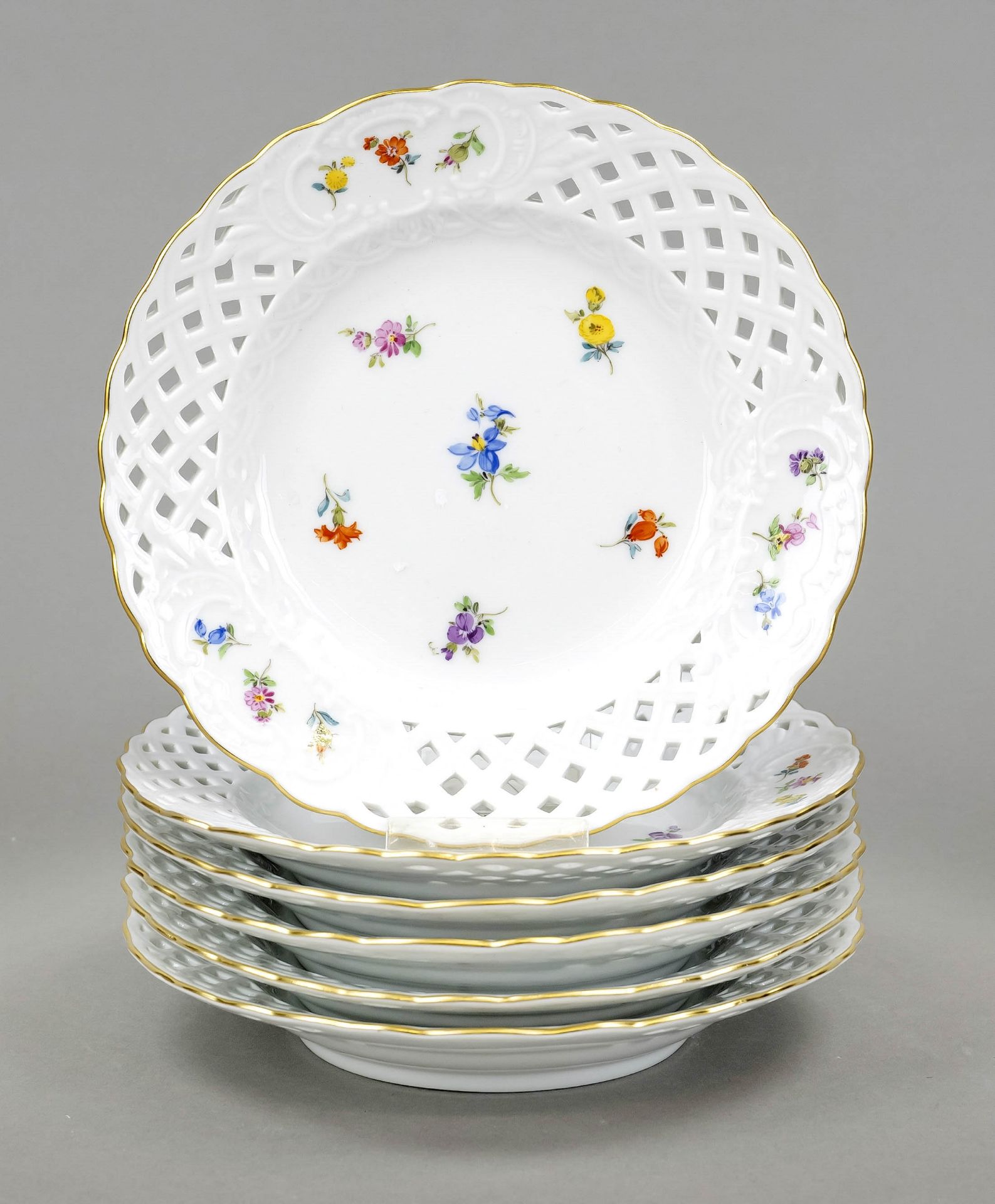Six small breakthrough plates, Meissen, 1970s mark, 2nd choice, polychrome painted, decorated with