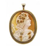 Shell gem pendant, gold-plated silver with a finely carved portrait of a wine god 50 x 40 mm, l.