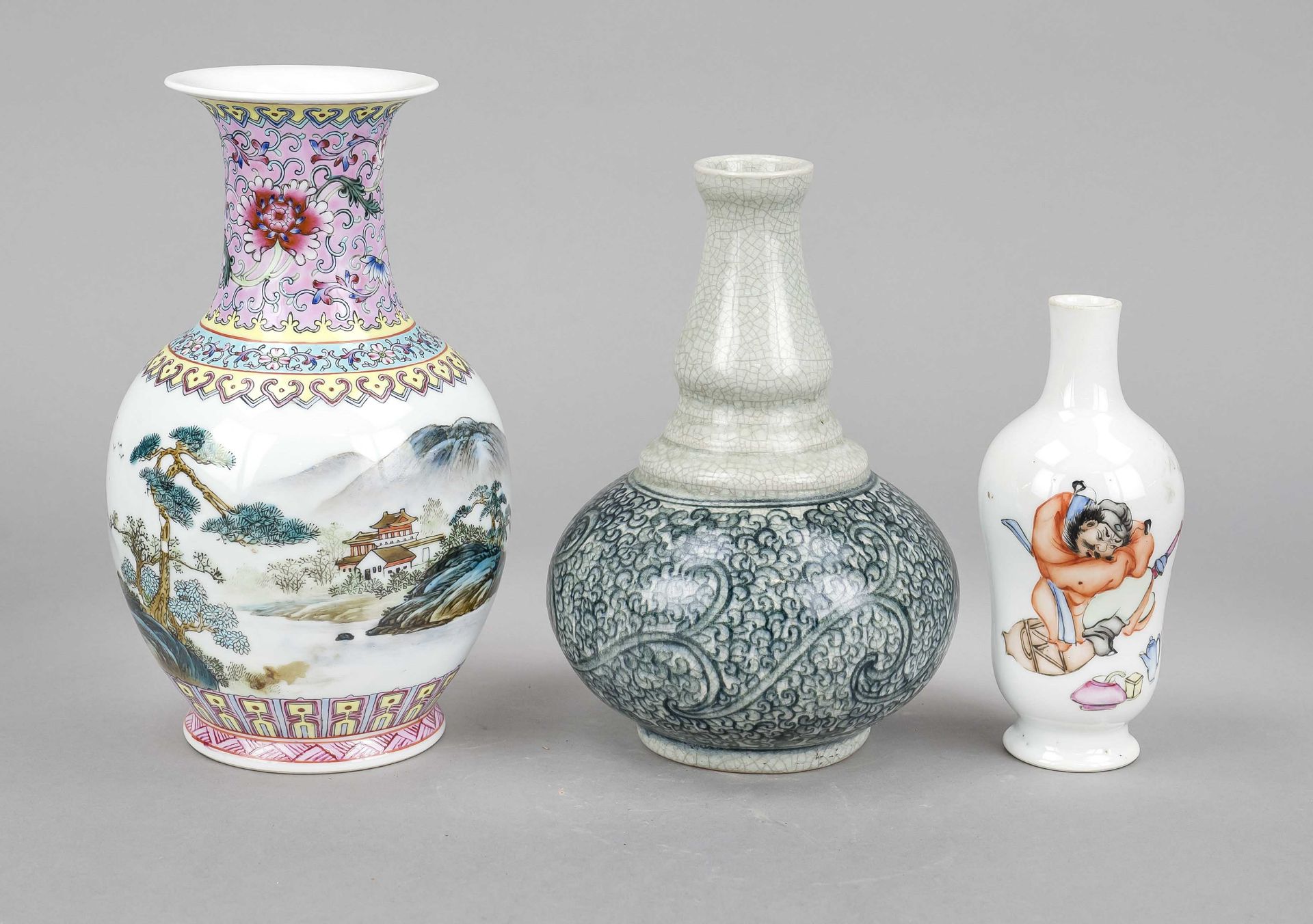 Mixed lot of 3 vases, China, 19th/20th century, various designs and decorations. 1 x the neck cut, 2