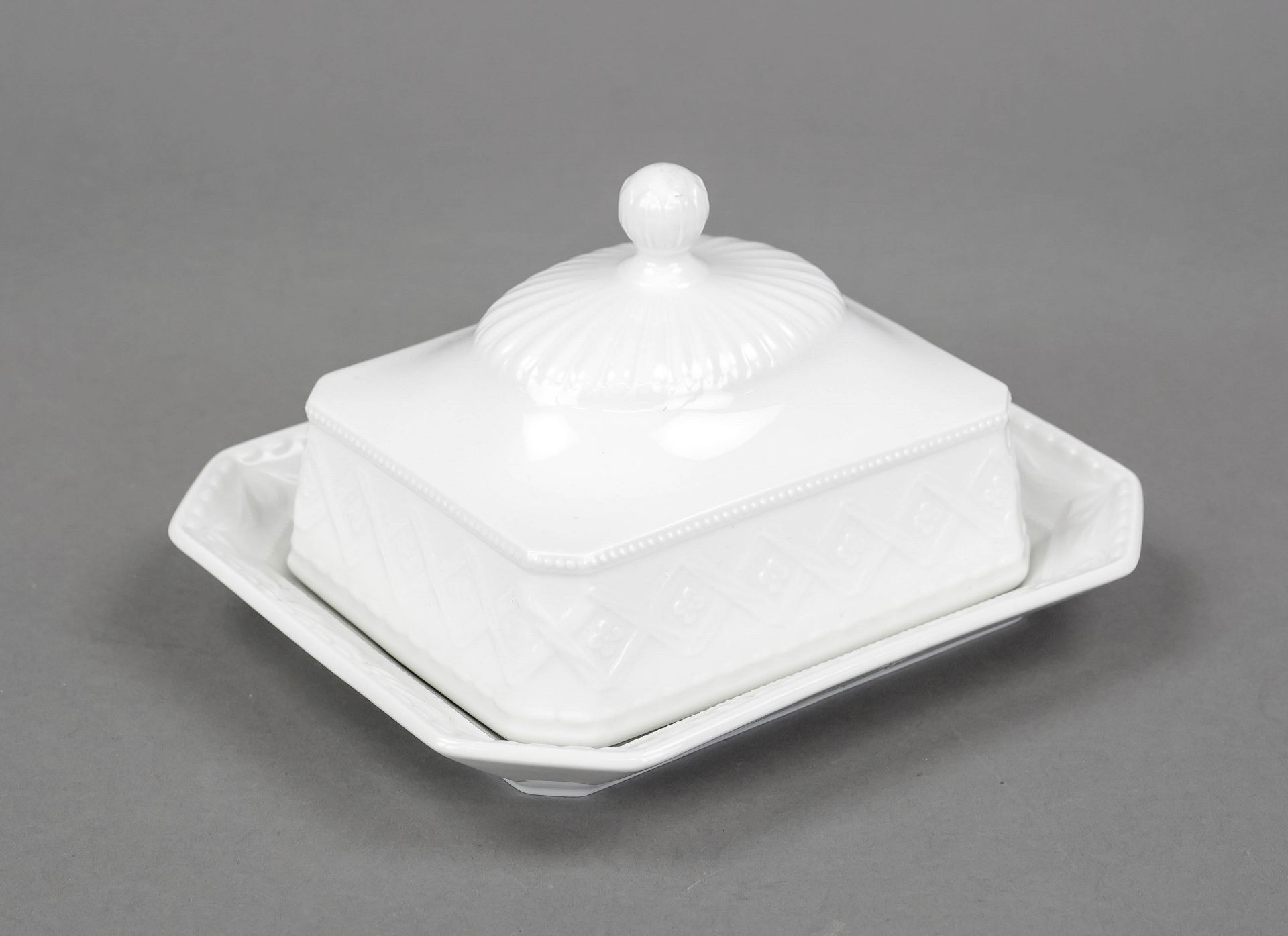 Butter dish, KPM Berlin, marks 1962-1992, 1st choice, Kurland form, designed for the last Duke of