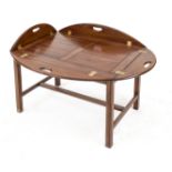 English tray table, 20th century, mahogany, large removable tray with hinged sides, 55 / 70 x 92 /