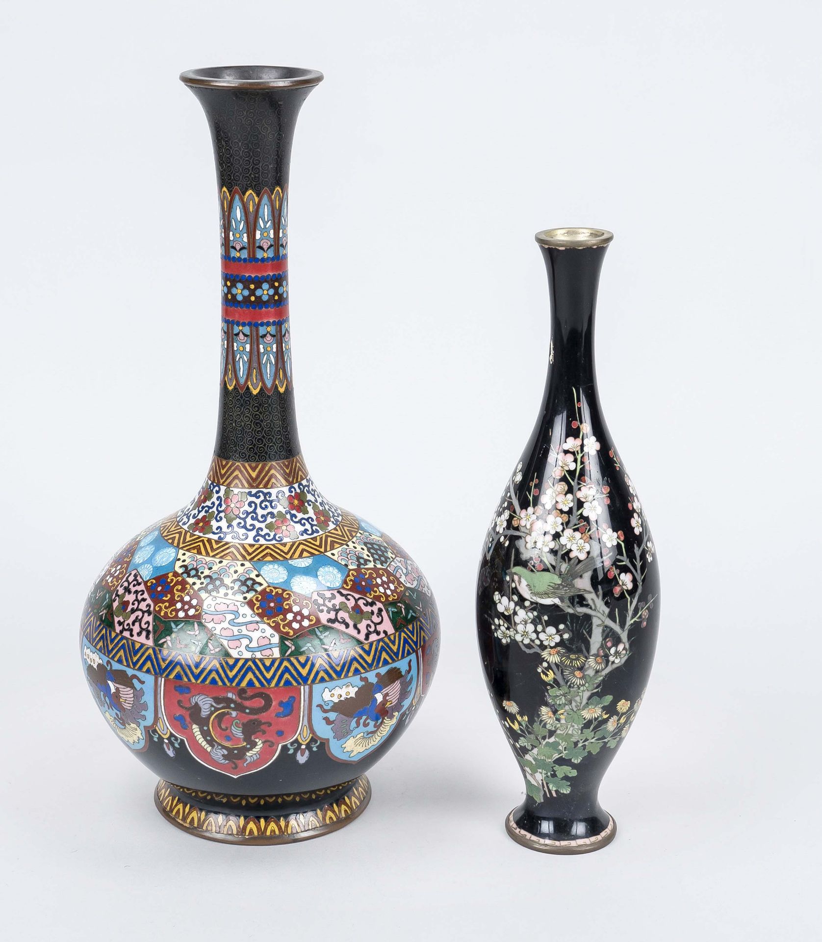 2 cloisonné vases, Japan, c. 1900, both rubbed and slightly chipped, h. up to 30.5 cm