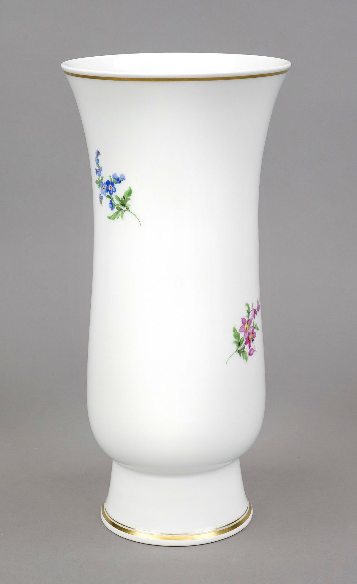 Vase, Meissen, mark 1957-72, 1st choice, designed by Paul Emil Börner around 1949, model no. L - Image 2 of 2