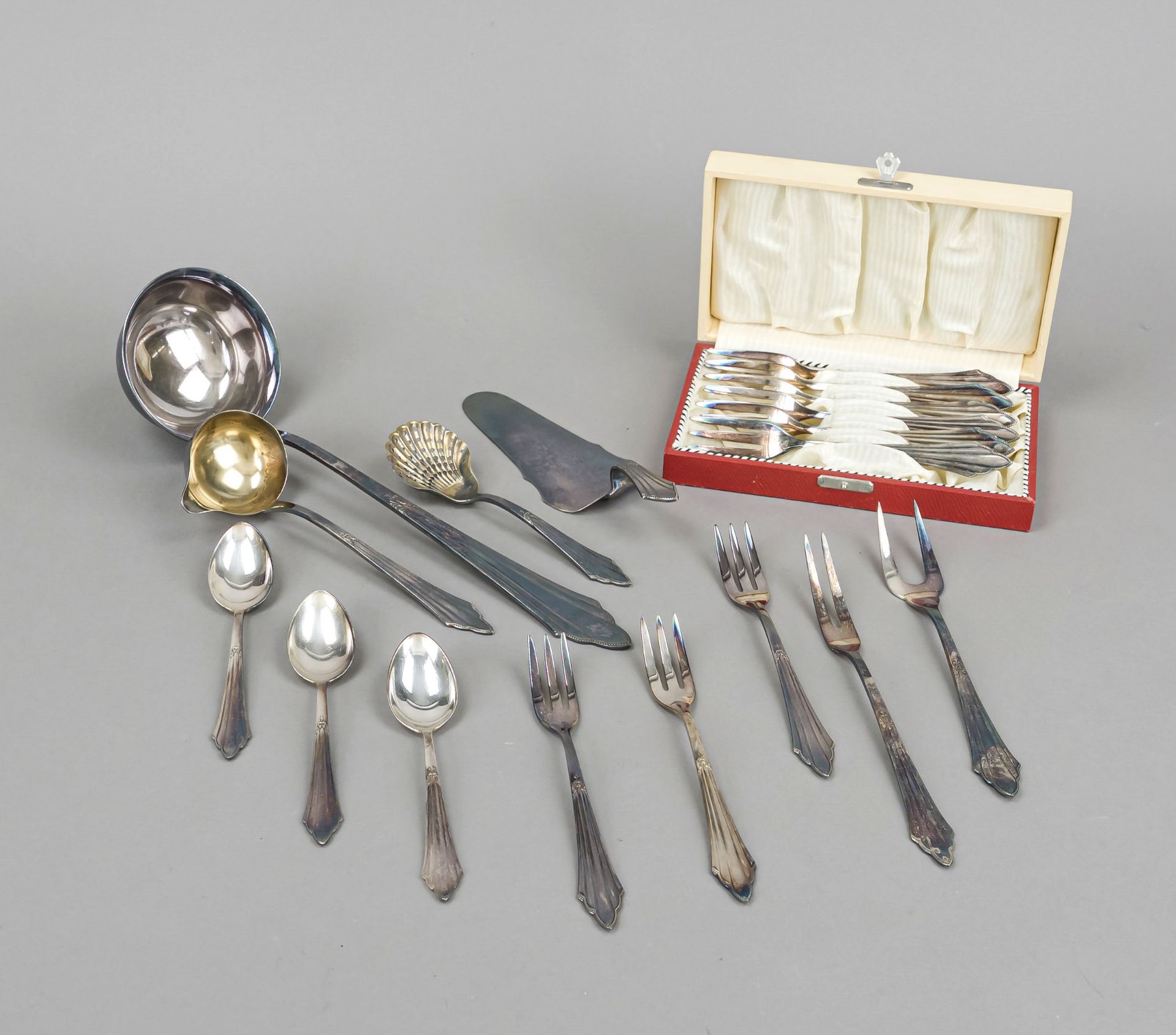 48 pieces cutlery, German, 20th century, maker's mark WMF, Geislingen, plated, fan pattern, 7 - Image 2 of 2