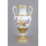 Double snake vase, Meissen, Knauf period (1850-1924), 1st choice, round base, ovoid body, handles in