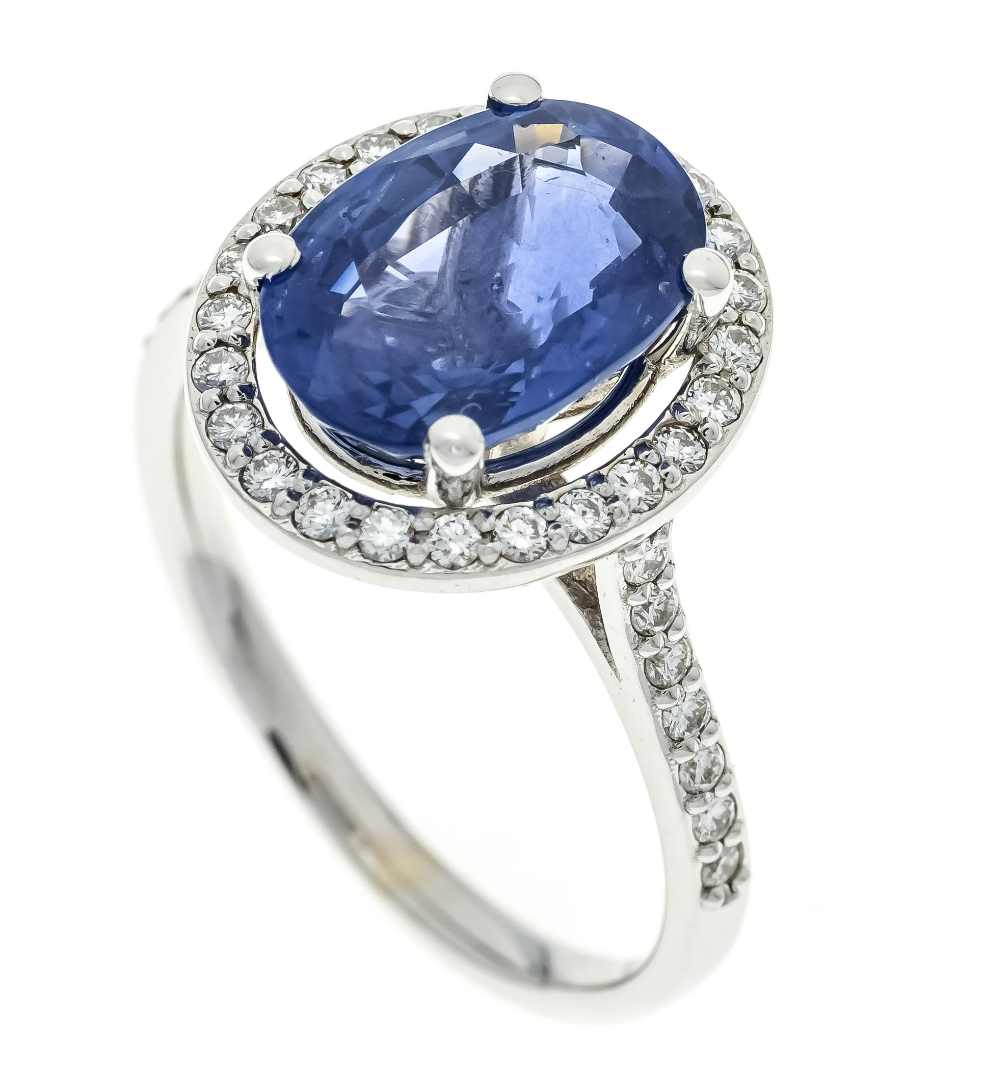 Sapphire diamond ring WG 750/000 with a very good natural, oval facetedCeylon sapphire 4.73 ct in an