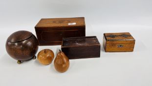 A COLLECTION OF VINTAGE TREEN TO INCLUDE A BOX CONTAINING COLLECTIBLES.