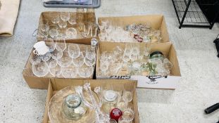 5 X BOXES CONTAINING AN EXTENSIVE COLLECTION OF DRINKING GLASSES,