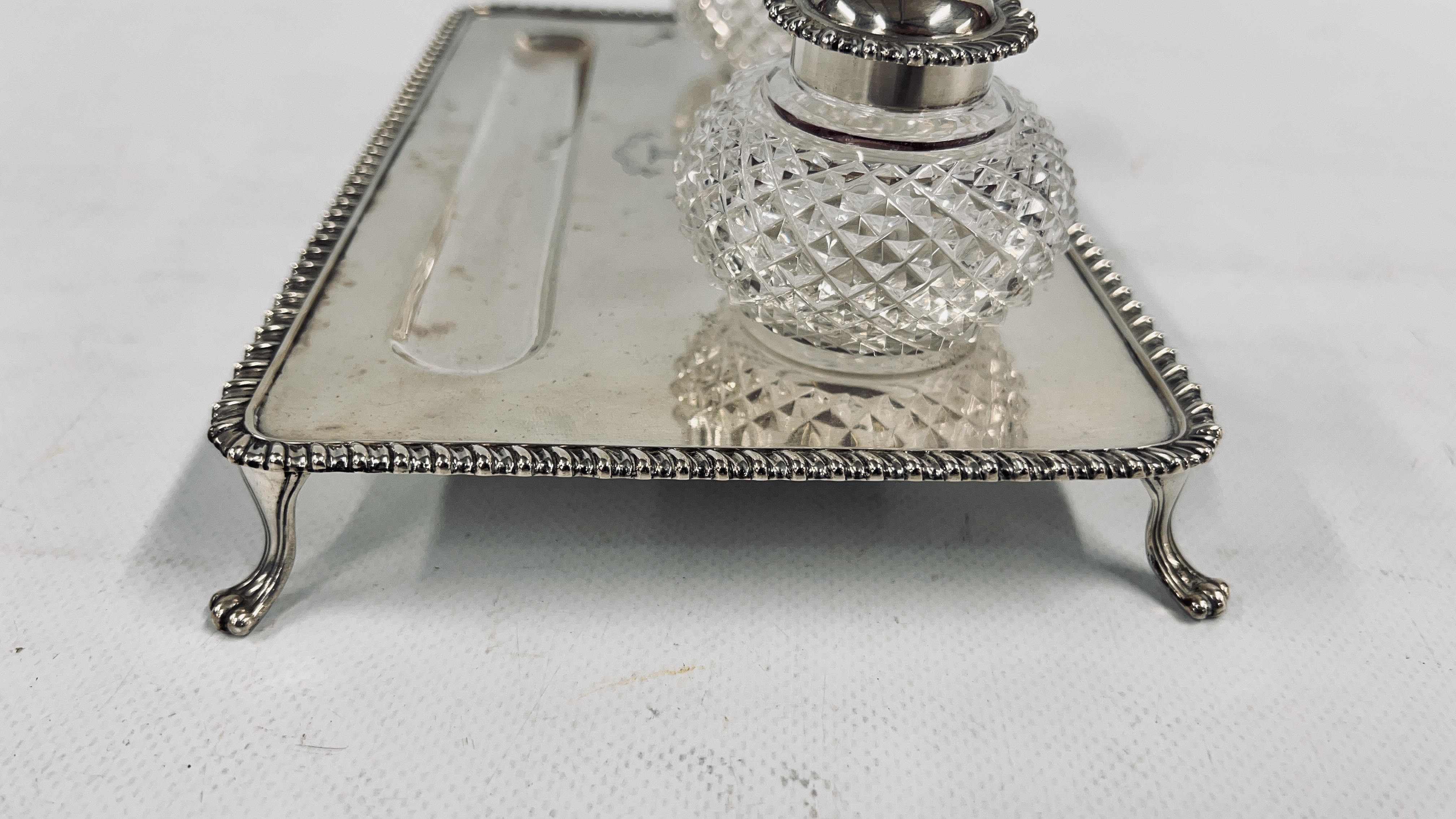 AN ANTQUE SILVER DOUBLE INK STAND RETAINING THE ORIGINAL HOBNAIL GLASS SILVER TOP INKWELLS, - Image 14 of 19