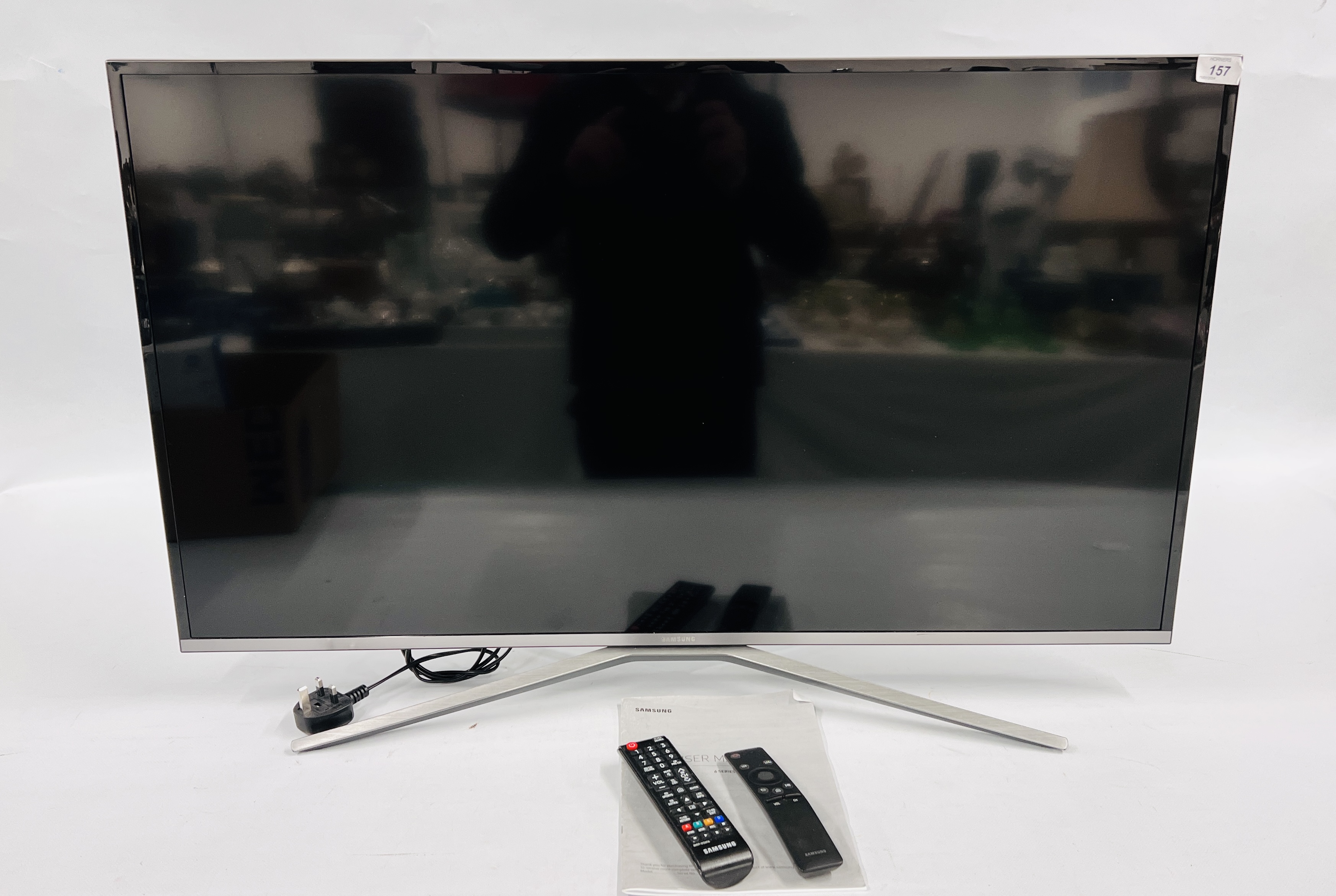 A SAMSUNG 40 INCH UHD SMART TV, MODEL UE40KU6400U,