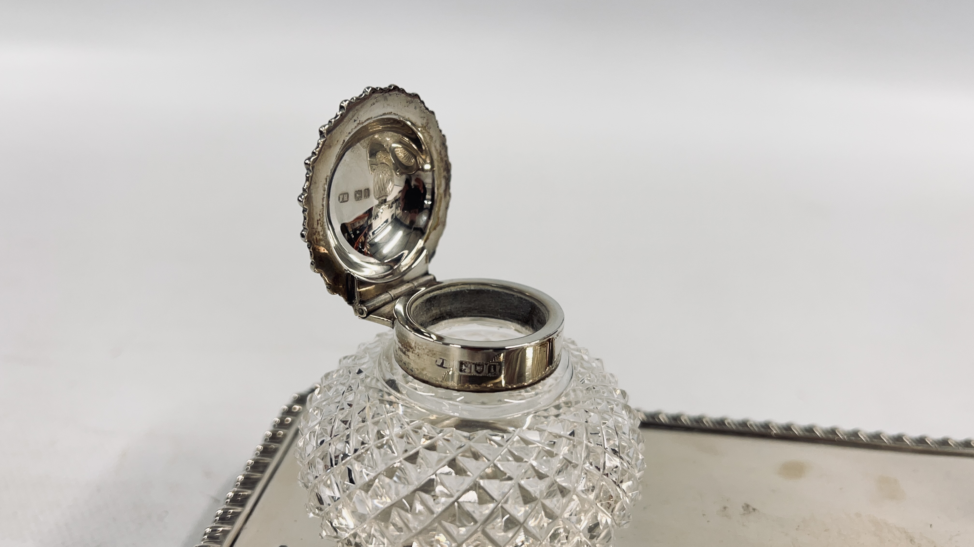 AN ANTQUE SILVER DOUBLE INK STAND RETAINING THE ORIGINAL HOBNAIL GLASS SILVER TOP INKWELLS, - Image 5 of 19