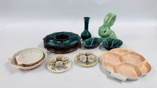 A GROUP OF SUNDRY CHINA TO INCLUDE POOLE POTTERY, 2 X EGG CRUETS, ENTRIC DISH,