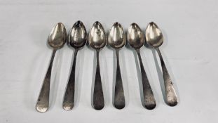 A SET OF 6 GEORGE III SILVER SERVING SPOONS,