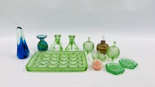AN ART DECO GREEN GLASS 6 PIECE DRESSING TABLE SET, PAIR OF PIN DISHES,