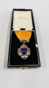 A VINTAGE SILVER ENAMELED "MAA" MOTOR AGENTS ASSOCIATION HONORARY TREASURER MEDAL IN PRESENTATION