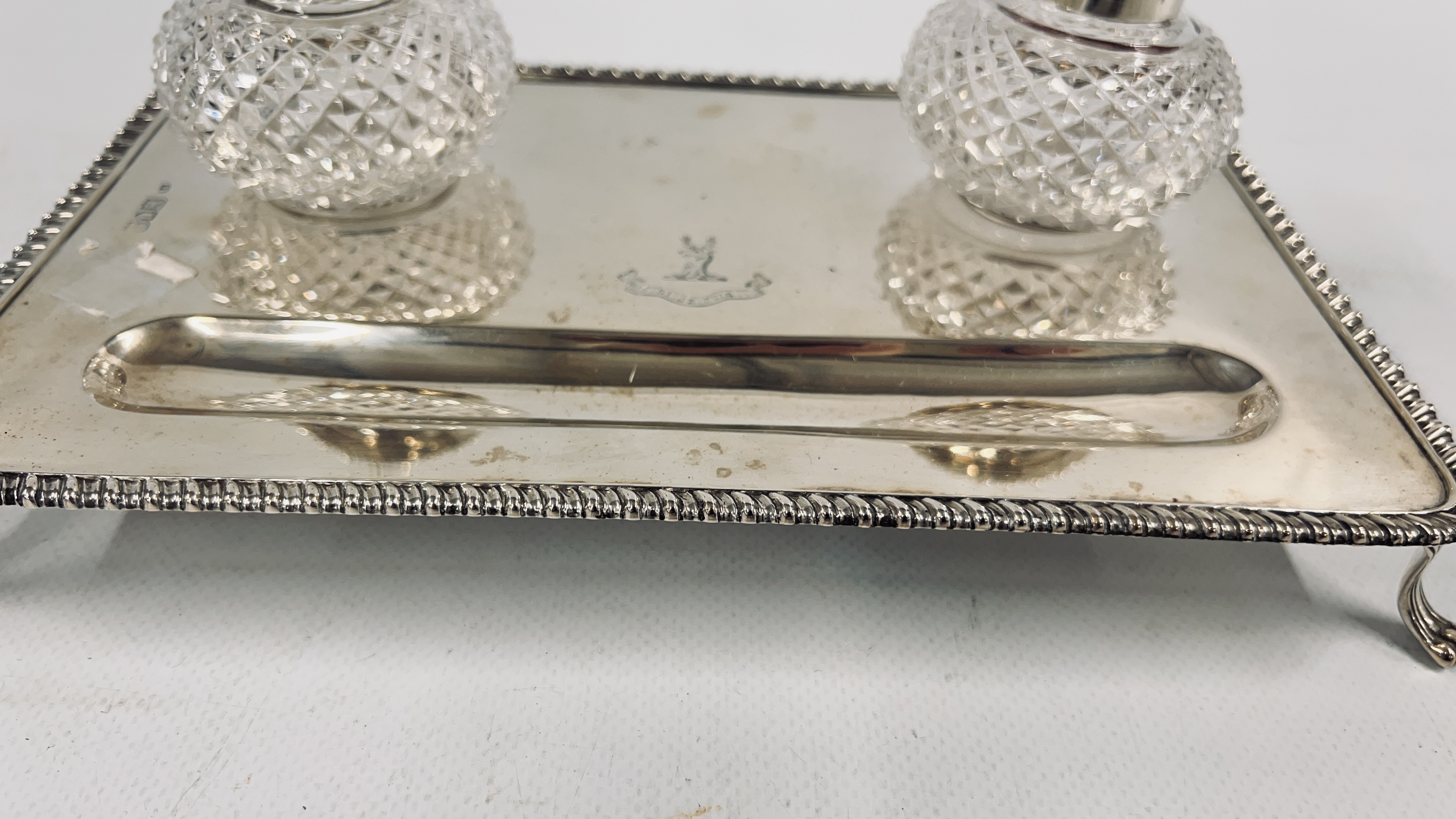 AN ANTQUE SILVER DOUBLE INK STAND RETAINING THE ORIGINAL HOBNAIL GLASS SILVER TOP INKWELLS, - Image 13 of 19