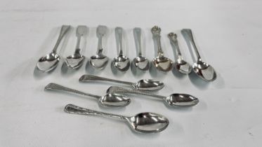 12 VARIOUS SILVER TEASPOONS, MAINLY GEORGIAN, SOME PAIRS, DIFFERENT DATES,