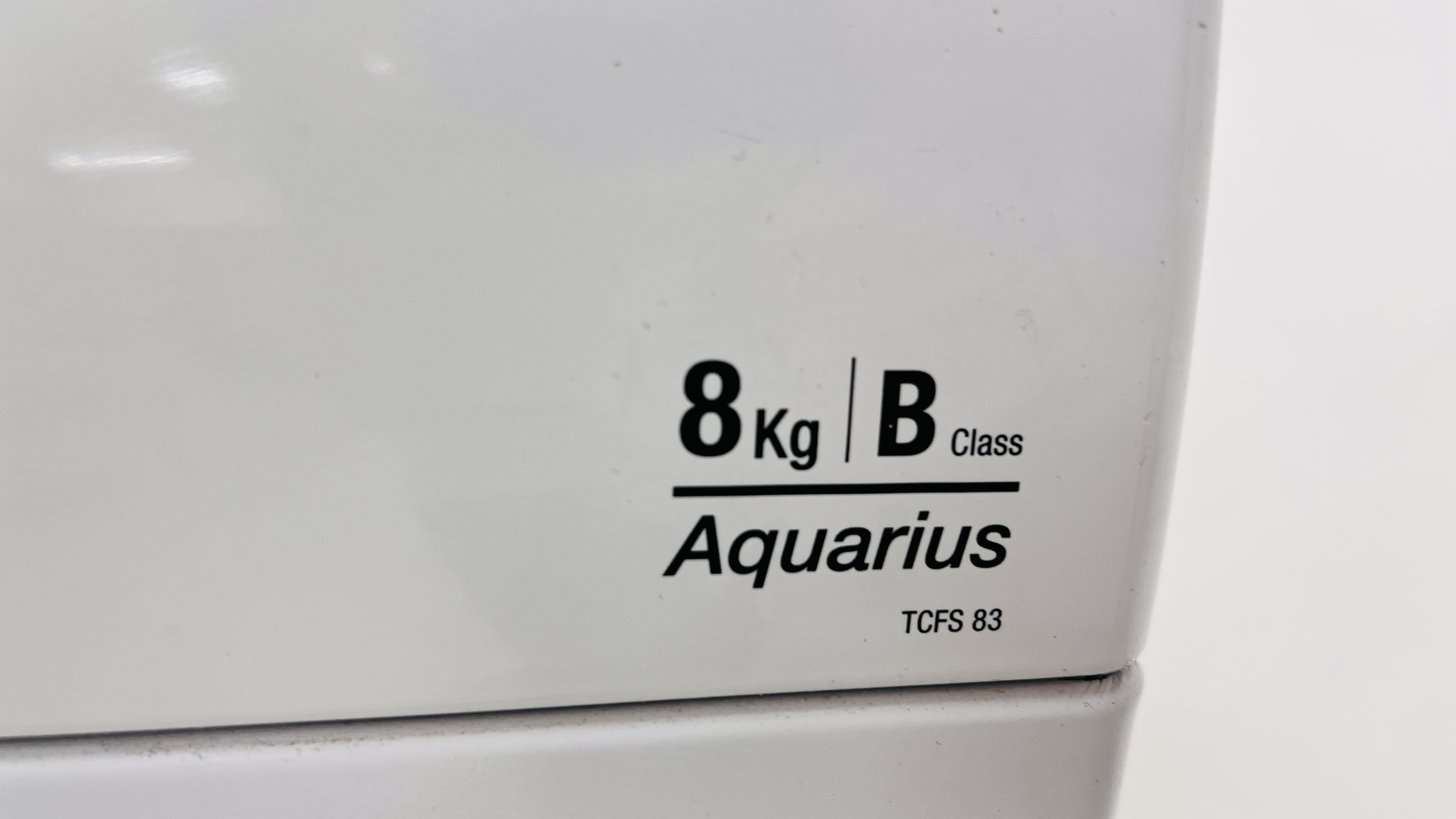 A HOTPOINT 8KG AQUARIUS CONDENSER TUMBLE DRYER - SOLD AS SEEN. - Image 4 of 7
