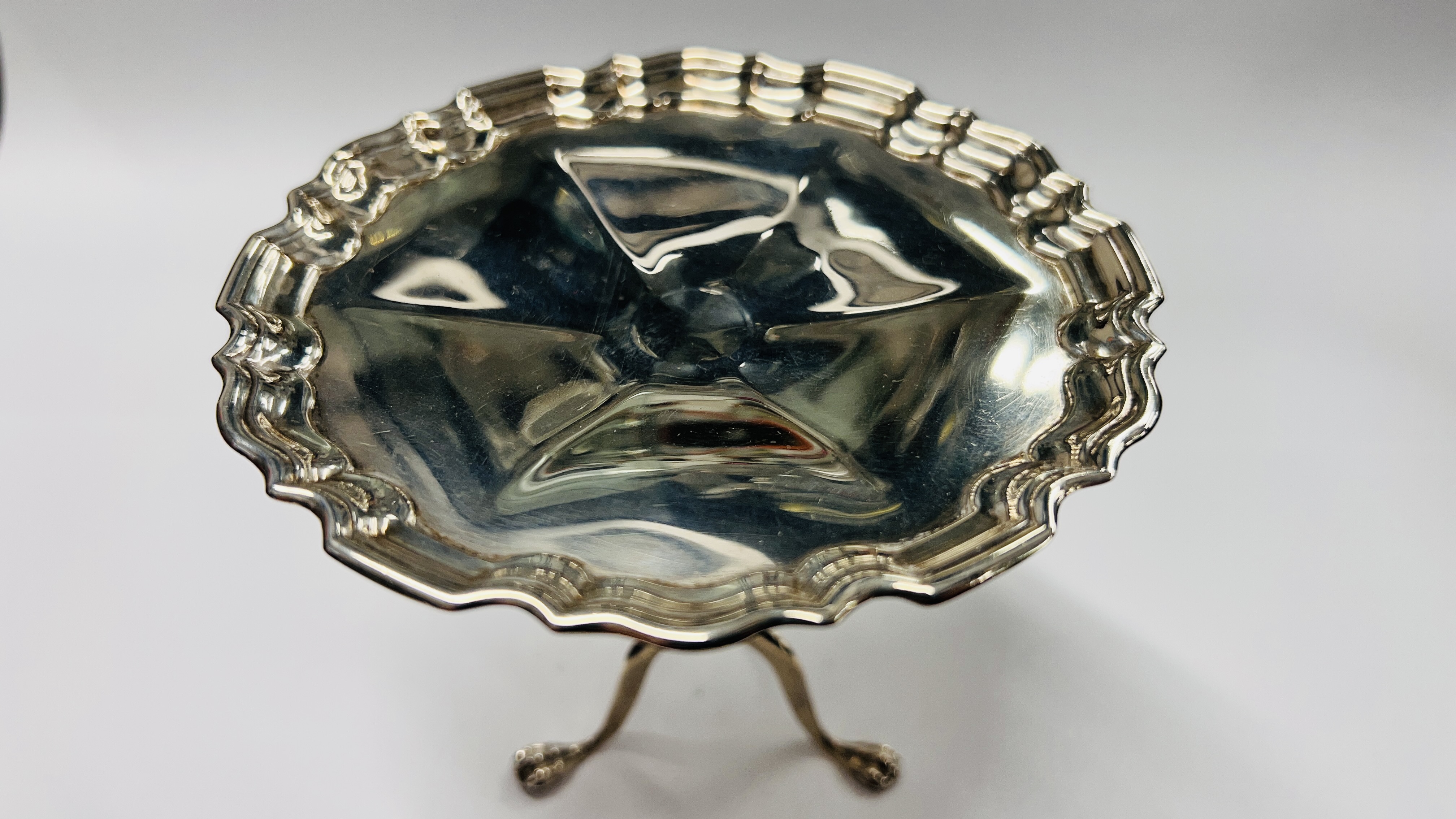 AN ANTIQUE SILVER MINIATURE CALLING CARD TABLE, - Image 4 of 12