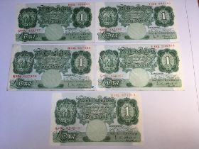 BANKNOTES: BANK OF ENGLAND ONE POUND, O'BRIEN, FIVE EXAMPLES.