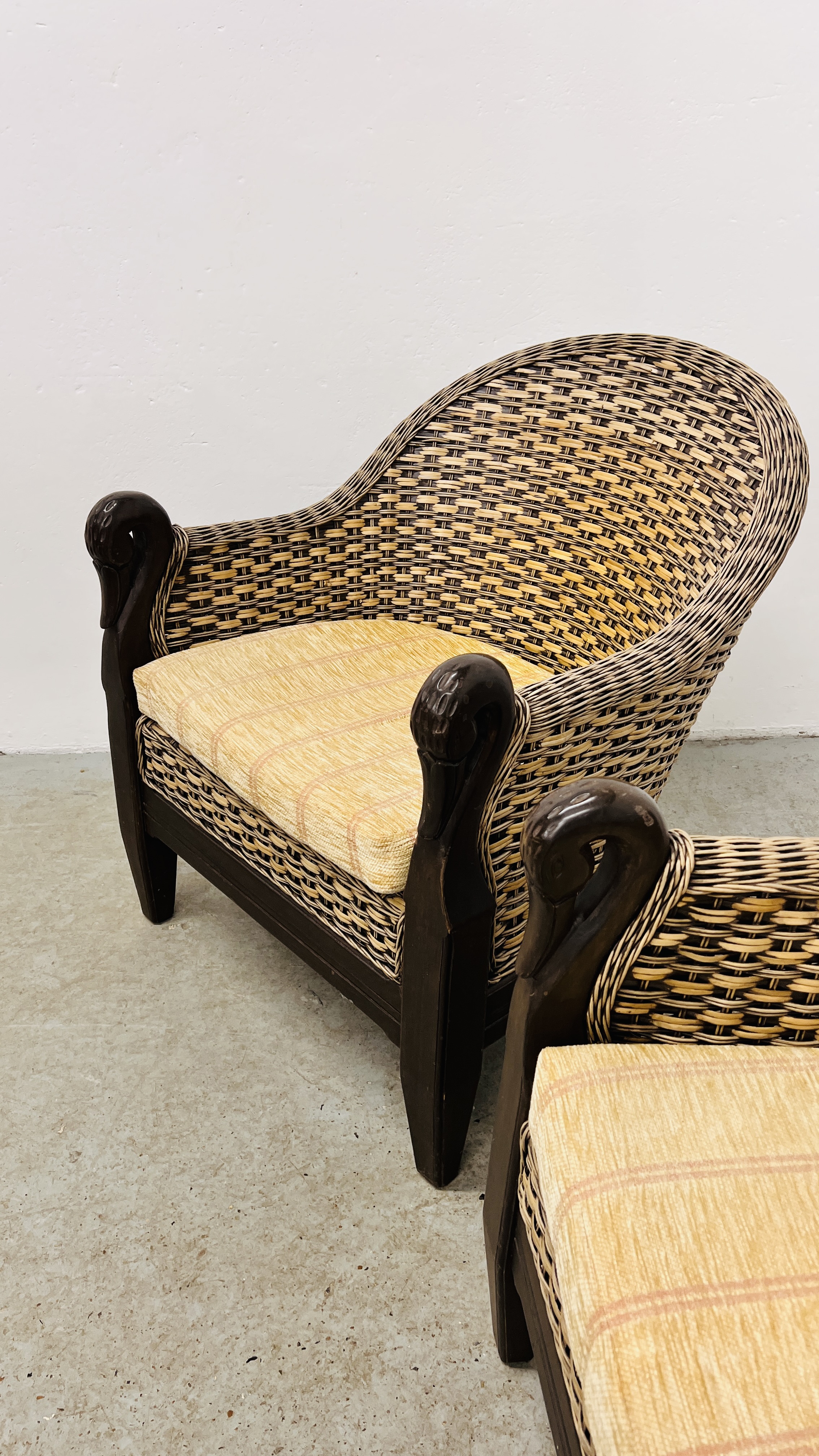 A PAIR OF WOVEN WICKER CONSERVATORY CHAIRS, THE SCROLLED ARMS WITH CARVED SWAN DETAIL, - Image 5 of 7