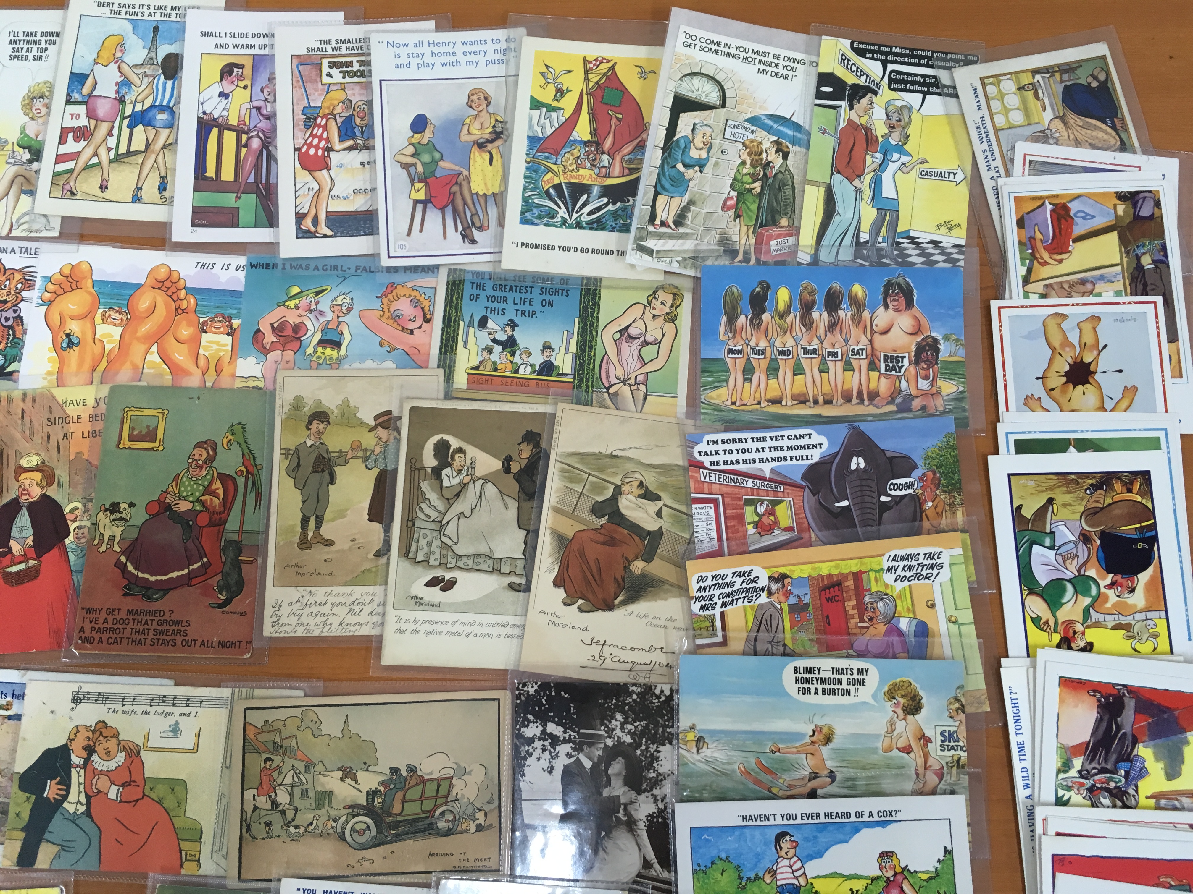 POSTCARDS: MIXED COMIC OLD TO 1970s INCLUDING BAMFORTHS, McGILL ETC (APPROX 100). - Image 5 of 5