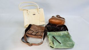 A GROUP OF 5 DESIGNER HANDBAGS TO INCLUDE EXAMPLES MARKED OSPREY LONDON, SERETA, ETC.