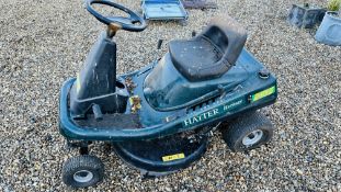 HAYTER HERITAGE M10 / 30 RIDE ON LAWN MOWER - AS CLEARED - SOLD AS SEEN - NO KEY.