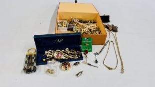 A BOX OF ASSORTED COSTUME JEWELLERY TO INCLUDE CLIP ON ENAMELLED EARRINGS, COINAGE,