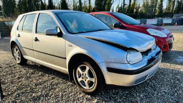 2002 VOLKSWAGEN GOLF SE AUTO. VRM - JE02 ACE. FIRST REGISTERED: 05/08/2002. ONE OWNER FROM NEW.