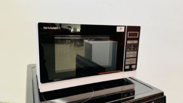 SHARP WHITE FINISH MICROWAVE - SOLD AS SEEN.