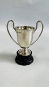 AN ANTIQUE SILVER TWO HANDLED TROPHY CUP,