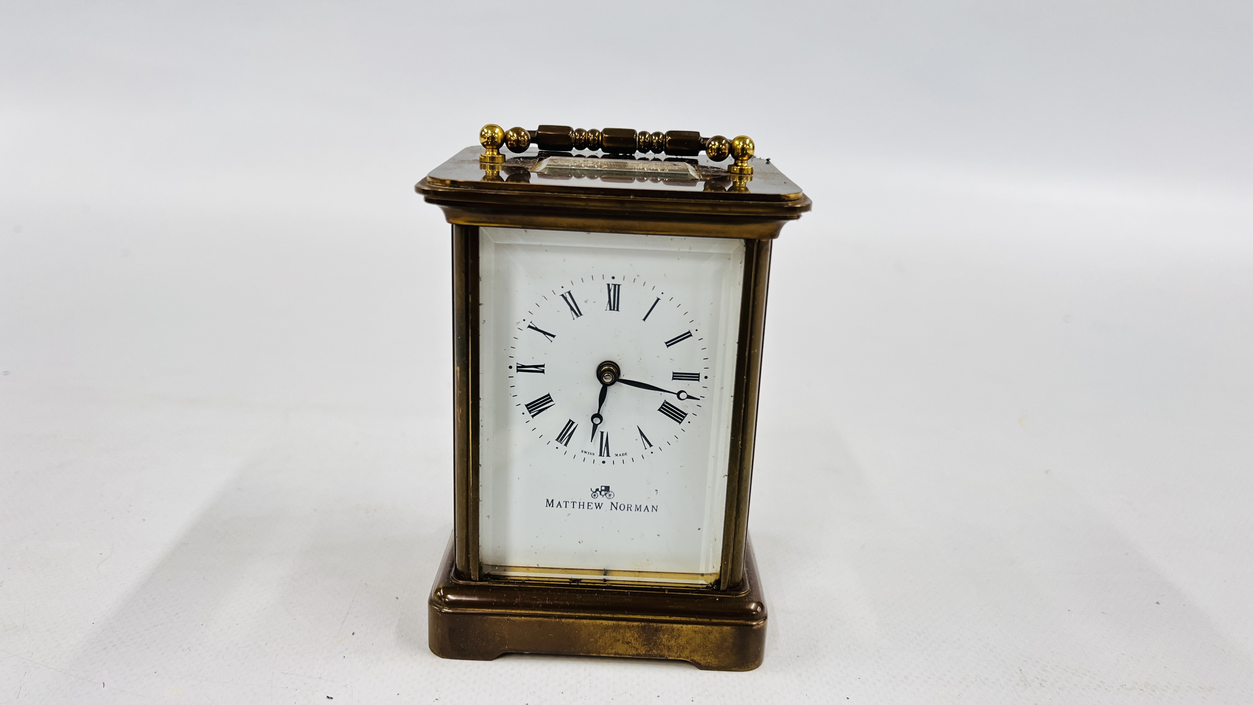 A MATTHEW NORMAN BRASS CASED CARRIAGE CLOCK WITH ORIGINAL BOX. - Image 2 of 9