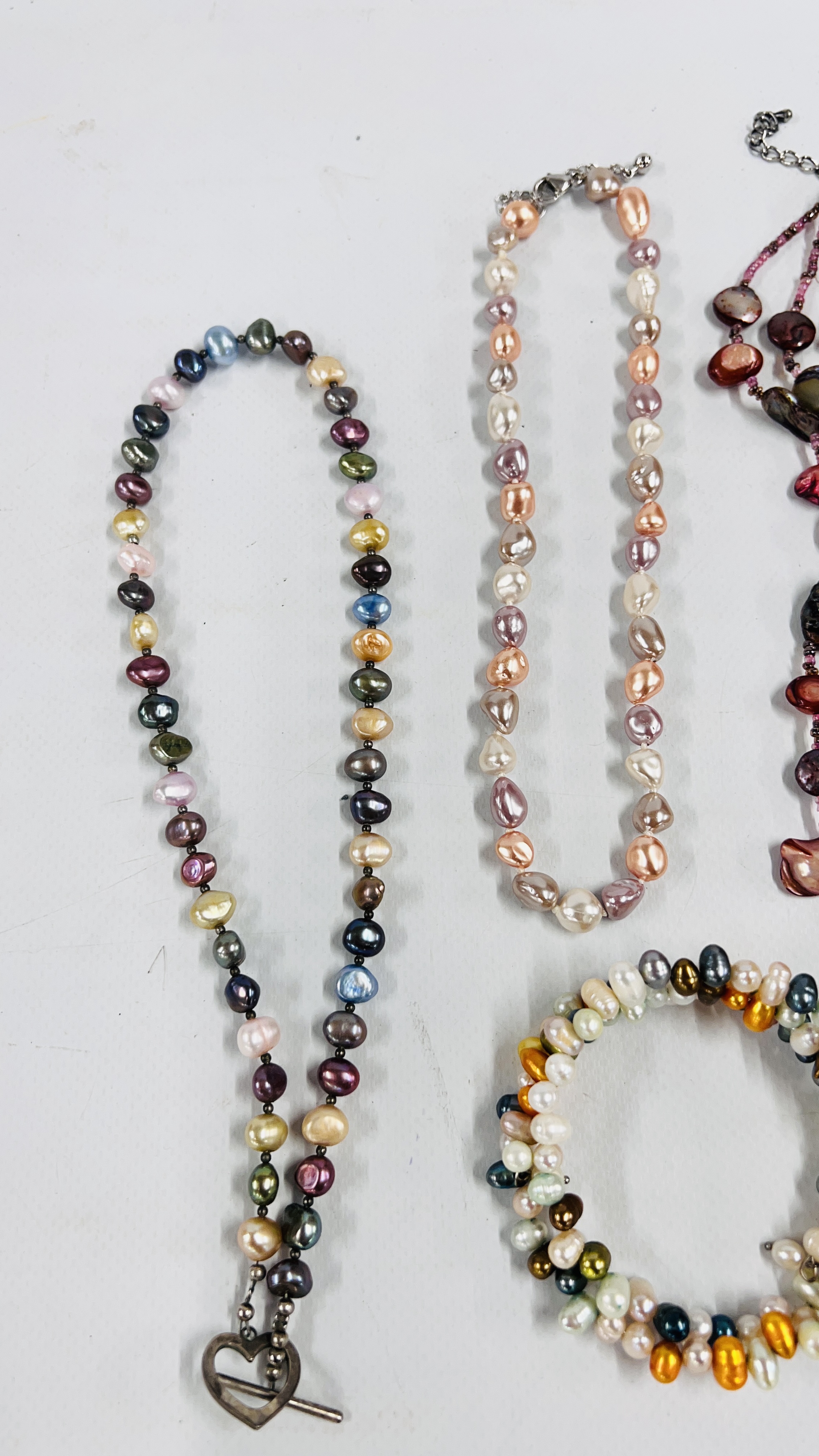 SELECTION OF CULTIVATED PEARL NECKLACES. - Image 4 of 4